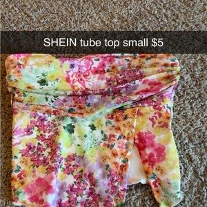 SHEIN Multicolor Floral Tube Top